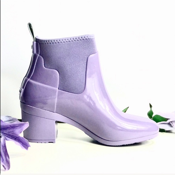 Hunter Shoes - NWT Hunter Mid Heel Gloss Violet Rain Boot